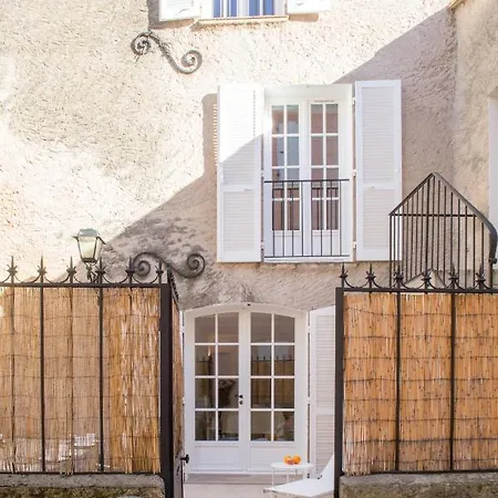 Maison Village Vue Mer * Gassin